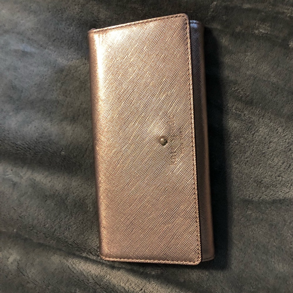 Kate Spade trifold rose gold wallet